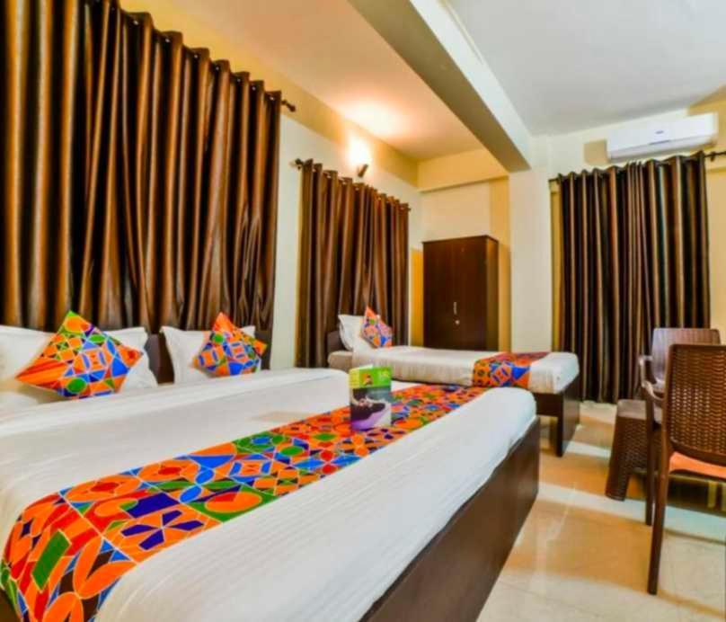 Capital O Bvh Hospitality Near Pvr Ansal Plaza Greater Noida Hotel Kültér fotó